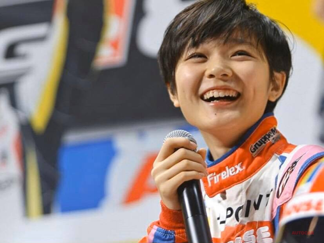 誰よりも速く 世界の頂点を目指したい 14歳のプロレーサー Juju 野田 樹潤 インタビュー Azapa株式会社